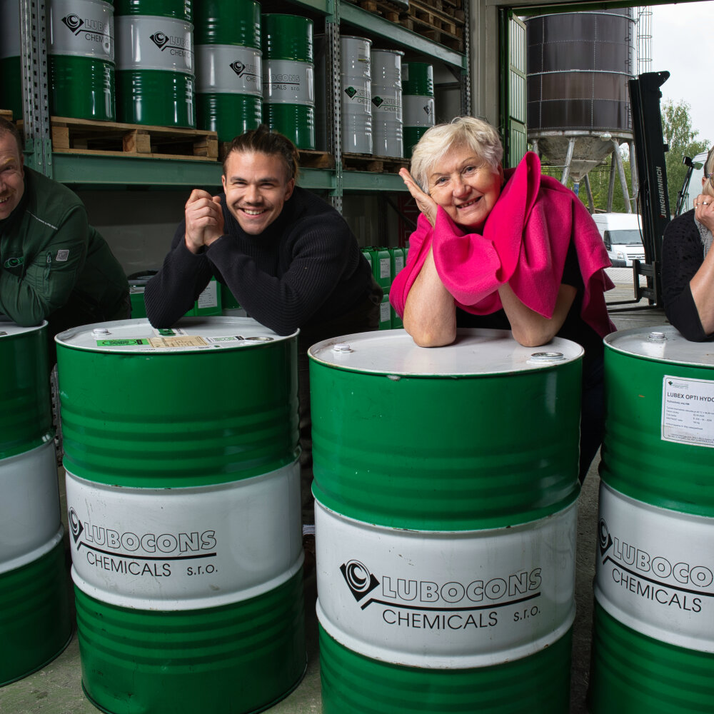 Pozitivní, vstřícná, jistota ! 